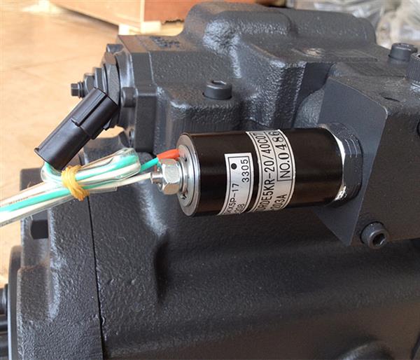 川崎三一液压泵